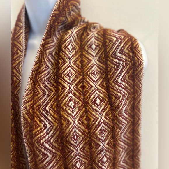 Scarf - Picture 4 of 6